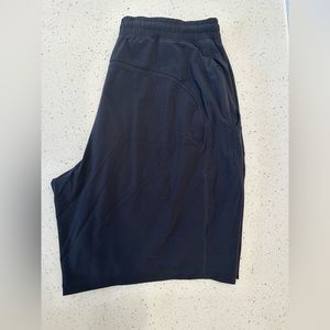 Lululemon men’s shorts